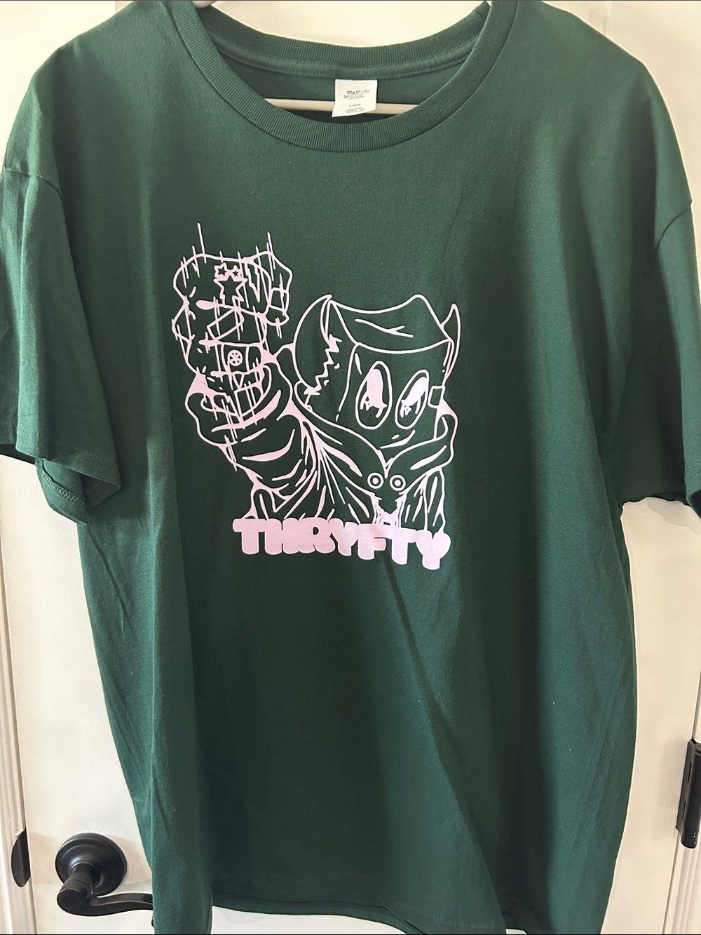 THIRTYFIVY Graphic Tee in Forest Green with Pink Print